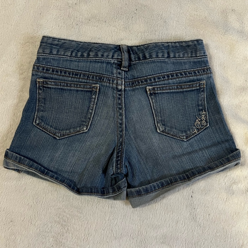Old Navy Girl’s Khaki and Denim Shorts Size 10-12 - Picture 6 of 7